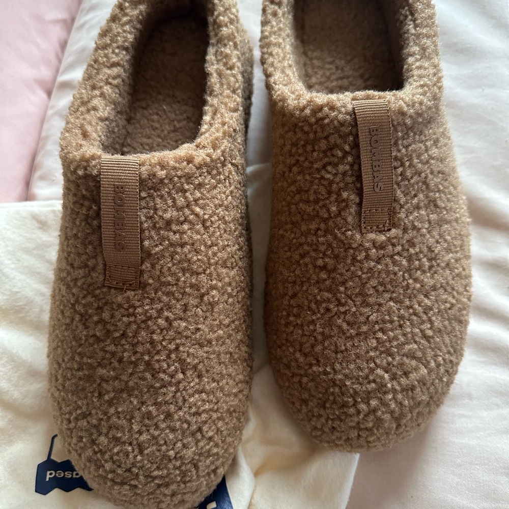 NWT in box Women’s Bombas Sunday Slipper - Picture 2 of 6